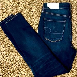 American Eagle jeans. NWT. Sz 12